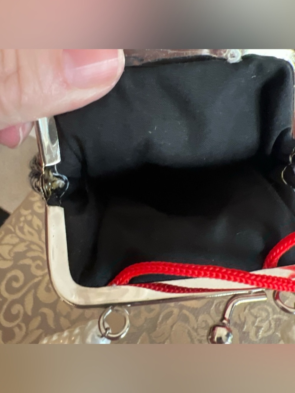 Houndstooth Coin Purse With Faux Pearl Handle And Red Ribbon See Description - Picture 10 of 12